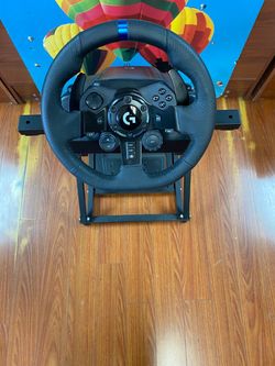 Logitech G29 Racing Wheel w/ Pedals & Stand, Wired, PS5/Pc