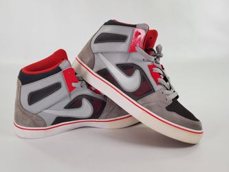Nike Ruckus 2 High LRMen's Size 9 Grey/Crimson/Black 2013 598373-006 Vintage