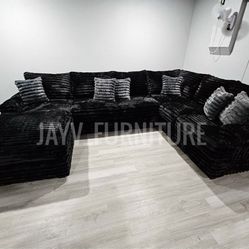 New Large Sectional Black 