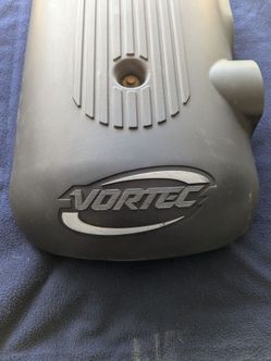 01-06 GM 5.3L Engine Cover