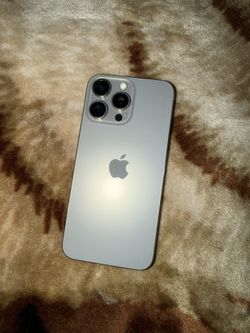 Vendo IPhone 15 pro Max