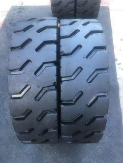 Used solid forklift tires 7.00-12