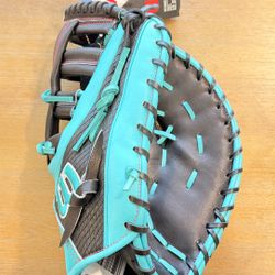 Brand New Wilson A2K 1679SS 12.5” Baseball First Base Mitt