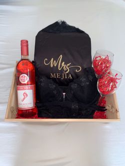 Custom Bride to be Gift basket