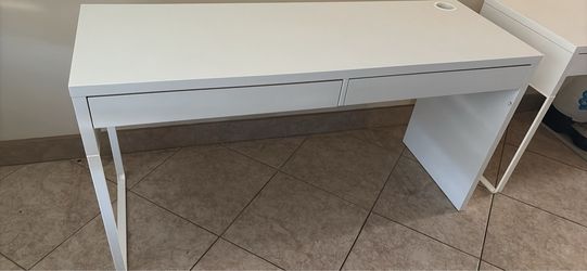 IKEA Micke White Desk