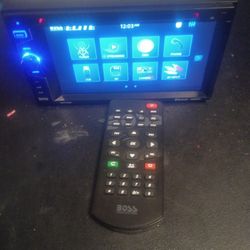 Boss Elite DVD touchscreen With Remote 