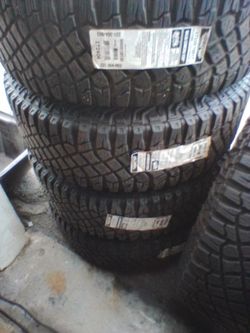Tires GOODYEAR LIKE NEW HAVE 5