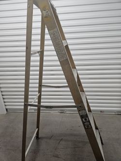 6ft ladder
