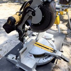Dewalt 12” Bevel Compound Miter Saw