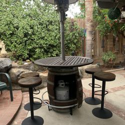 Beautiful Barrel Table , 4 Stools , Table Has Umbrella Holder That Can Be Switch To Use With Heater Umbrella And Heater Included, Not GasTank
