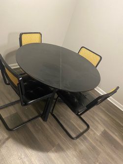 Dining table and free chairs