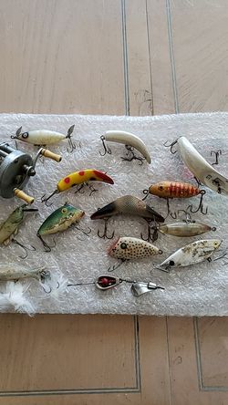 Lures and reel vintage