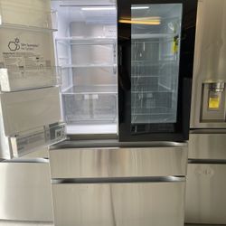 LG 29 cu. ft. Smart InstaView Standard-Depth MAX 4-Door French Door Refrigerator with Full-Convert D