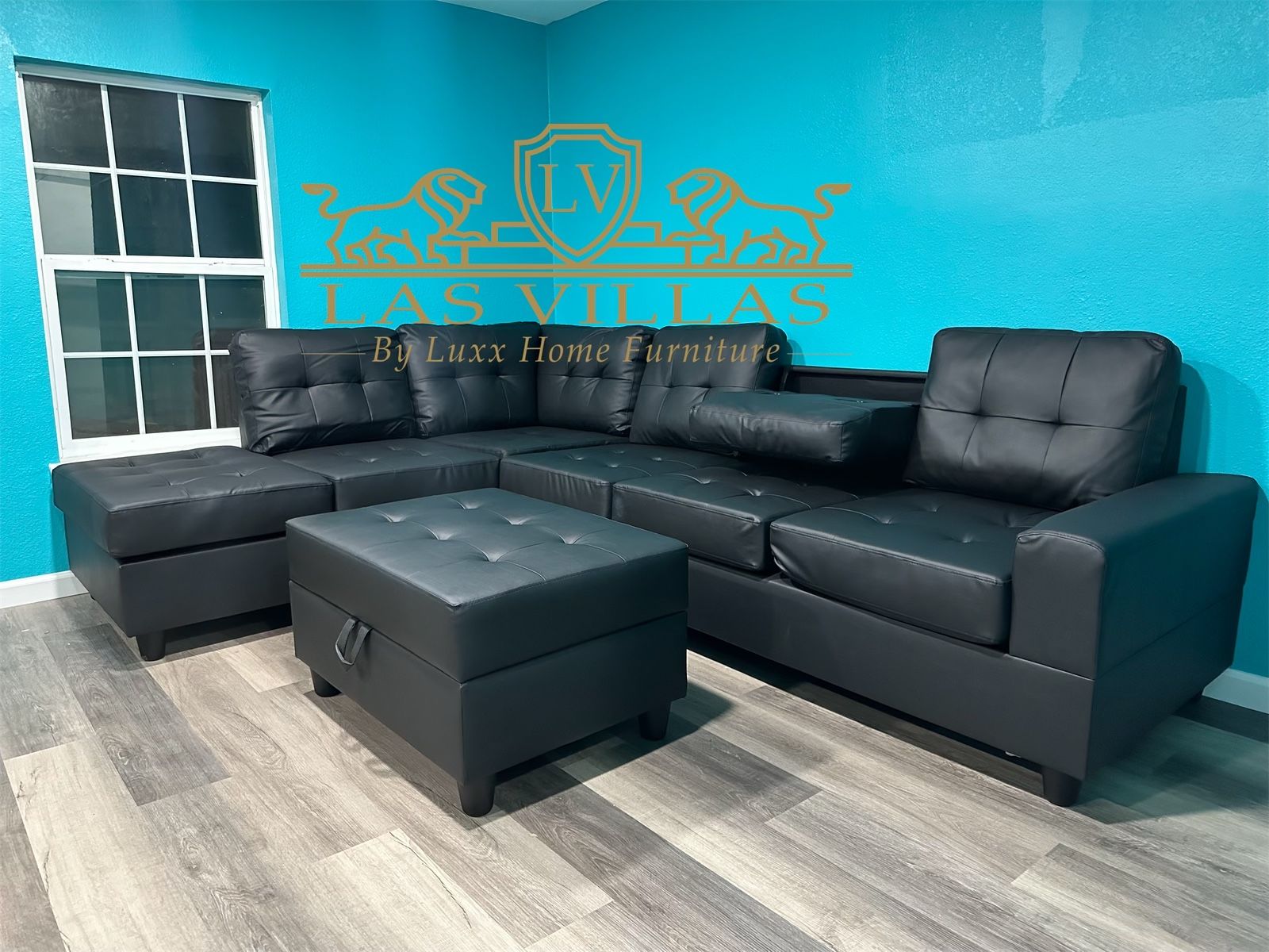 Brand New Heights Reversible Sectional + Ottoman Set (Black) 112” L x 80”D