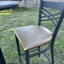 Bar Tables & Chairs