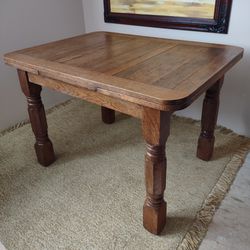 Vintage Farmhouse Traditional Kitchen Dining Table 