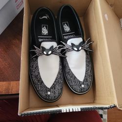 Nightmare Before Christmas VANS SIZE 11