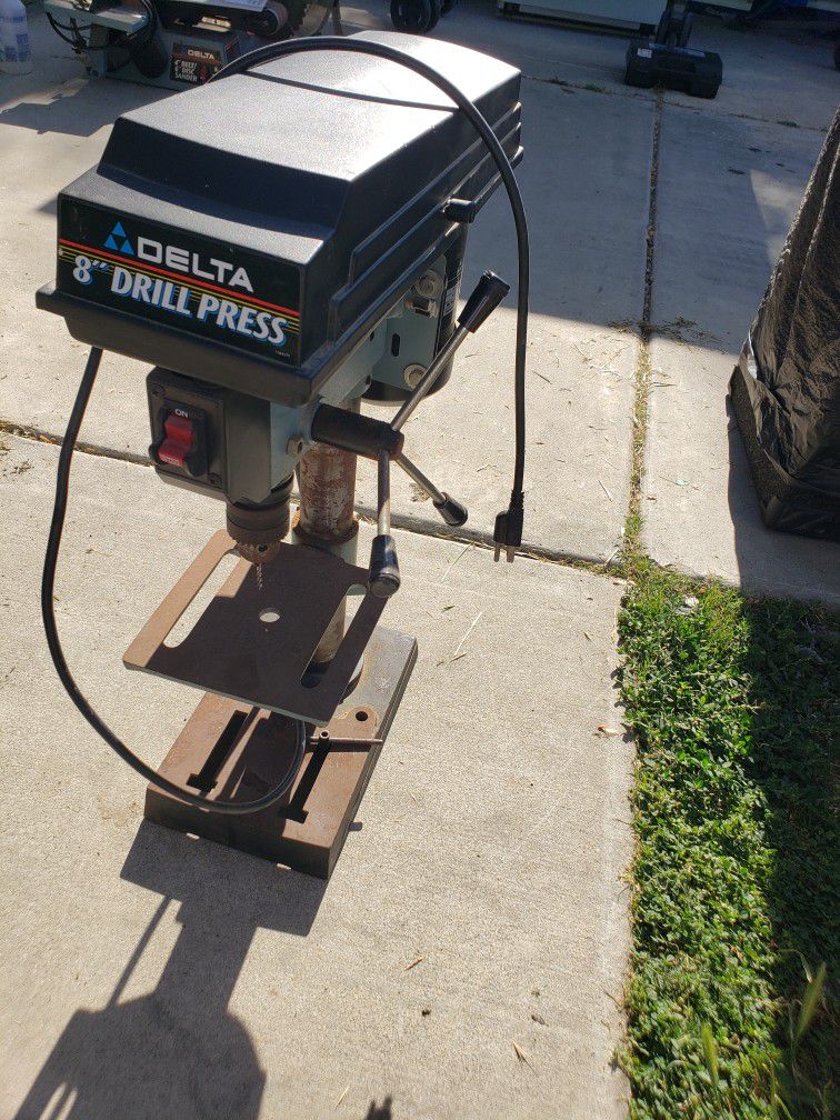 Delta 8 Inch Drill Press 65 FIRM NO LESS Used Good Working Condition 