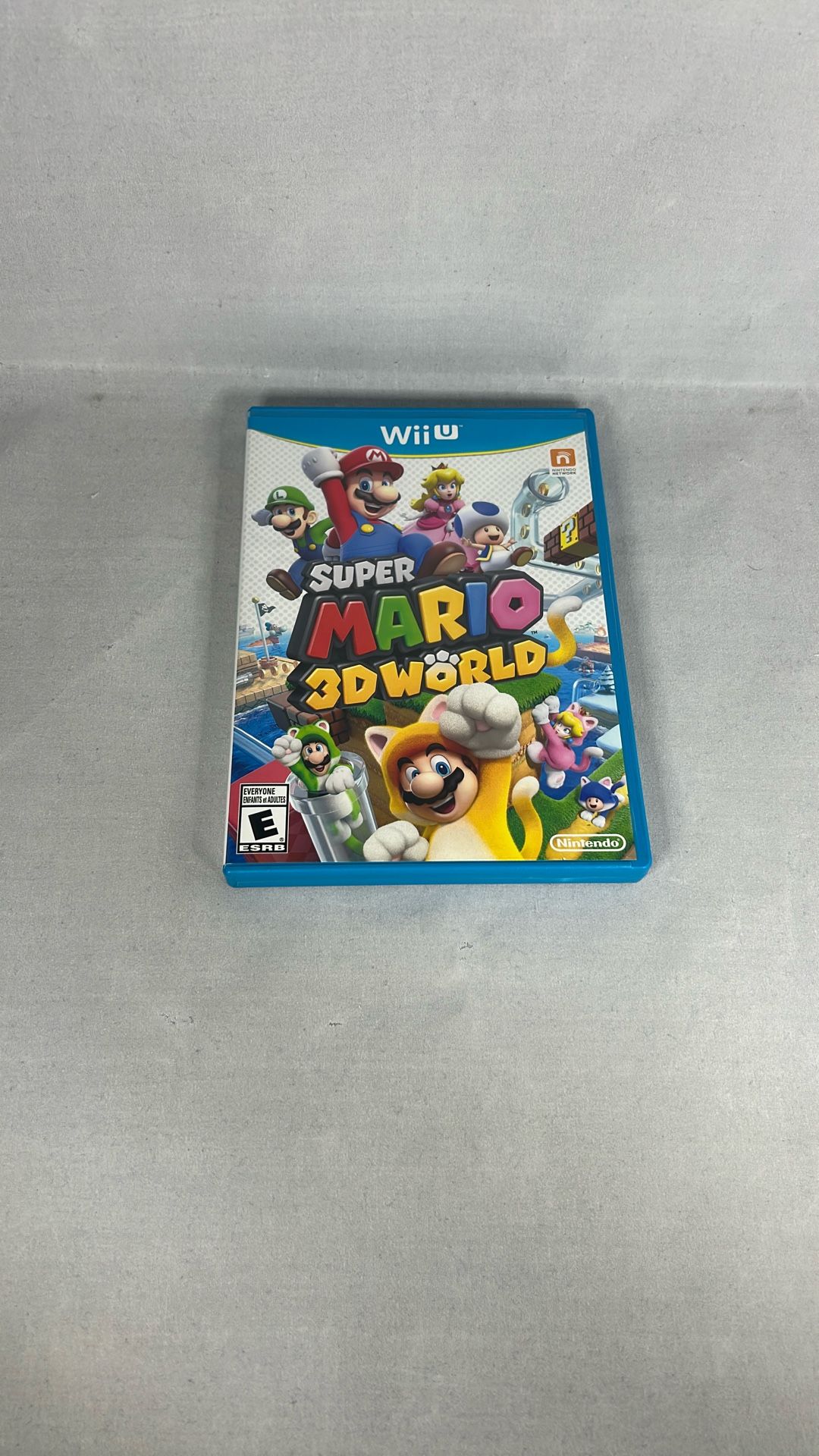 Nintendo Wii U Super Mario 3D World CIB