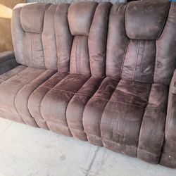 3 Seat/Recliner Couch 
