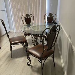Round Table Set With Four Chairs “Your Best Offer”