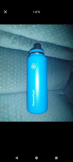 ThermoFlask Stainless Steel Insulated Water Bottle
Insulated ThermoFlask