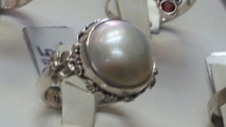 Size 7.5 sterling silver Ring.