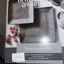 Dinnerware Set 