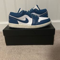 Air Jordan 1 Low SE Industrial Blue