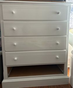 White Wooden Dresser (4 Working Drawers) - Like New!