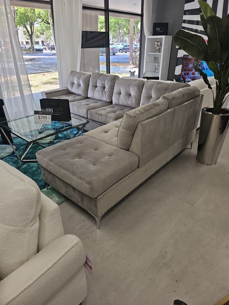 Silver Sectional Display Reversible Design Velvet Grey