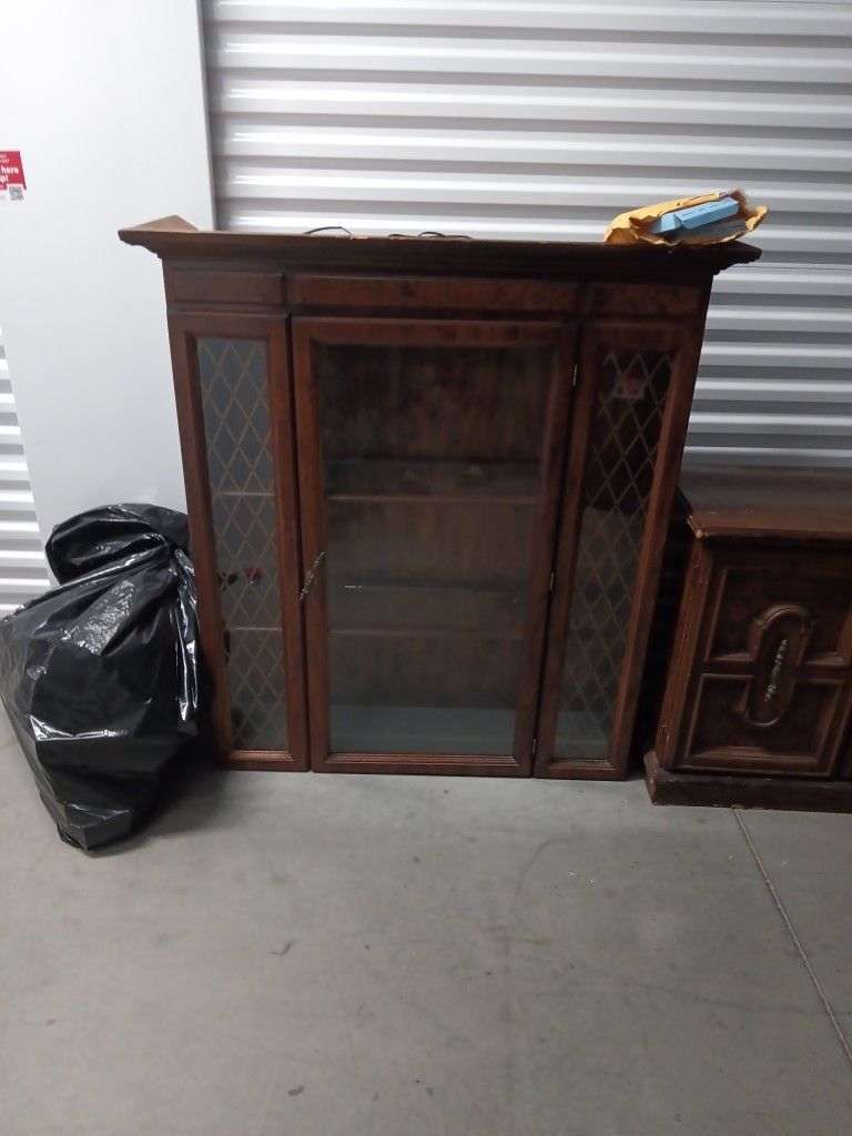 Kids Dressers And China Cabinet (NEED GONE TODAY PICKUP ONLY)
