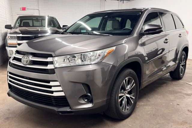2017 Toyota Highlander