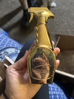 Moschino Perfume