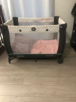 Graco Infant playpen