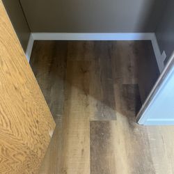 LUXURY VINYL FLOORING