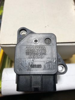 Toyota Mass Airflow Sensor