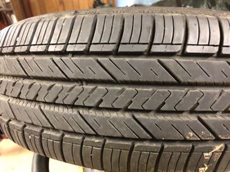 Goodyear Assurance Tire  -Nearly New P195/65R/15