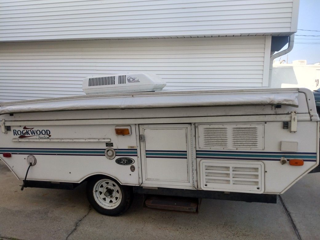 1984 Jayco Rockwood
