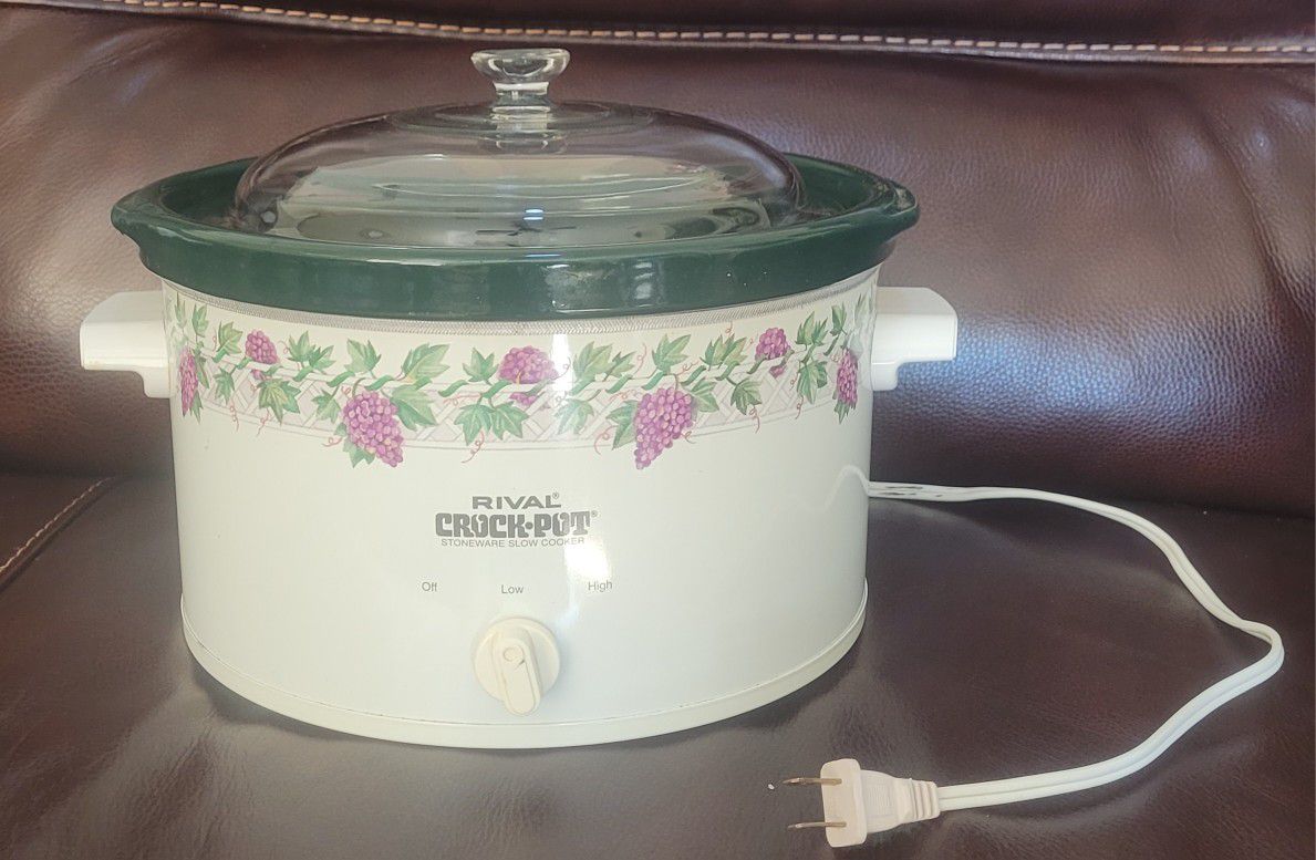 Vintage Rival Slow Cooker Crock Pot 5 Qt Grapes Model 3355 