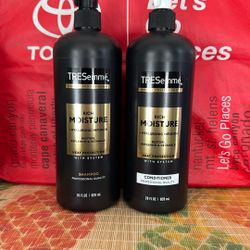 Tresemme Rich Moisture Shampoo and Conditioner 