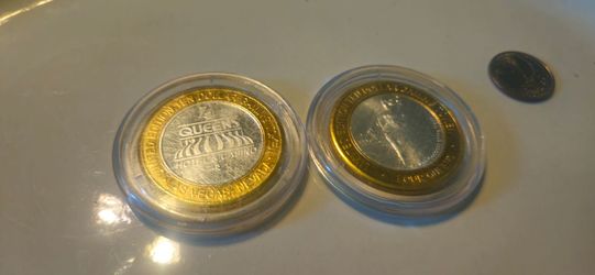 Las Vegas 4 Queens SILVER STRIKE  Casino Limited Edition $10 Gaming Tokens