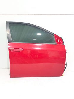 (6496) 14-19 Toyota Corolla Right Front Door 2014 2015 2016 2017 2018 2019
