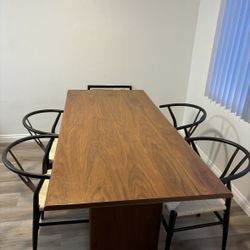 Kitchen Table And Chairs 
