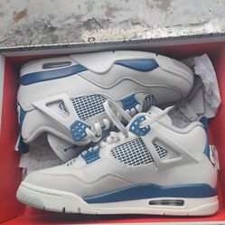 Military Blue Jordan 4