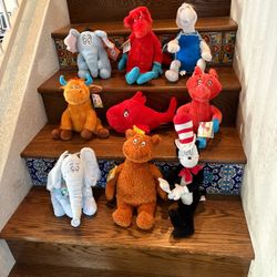Dr. Seuss plush toys .. (9)