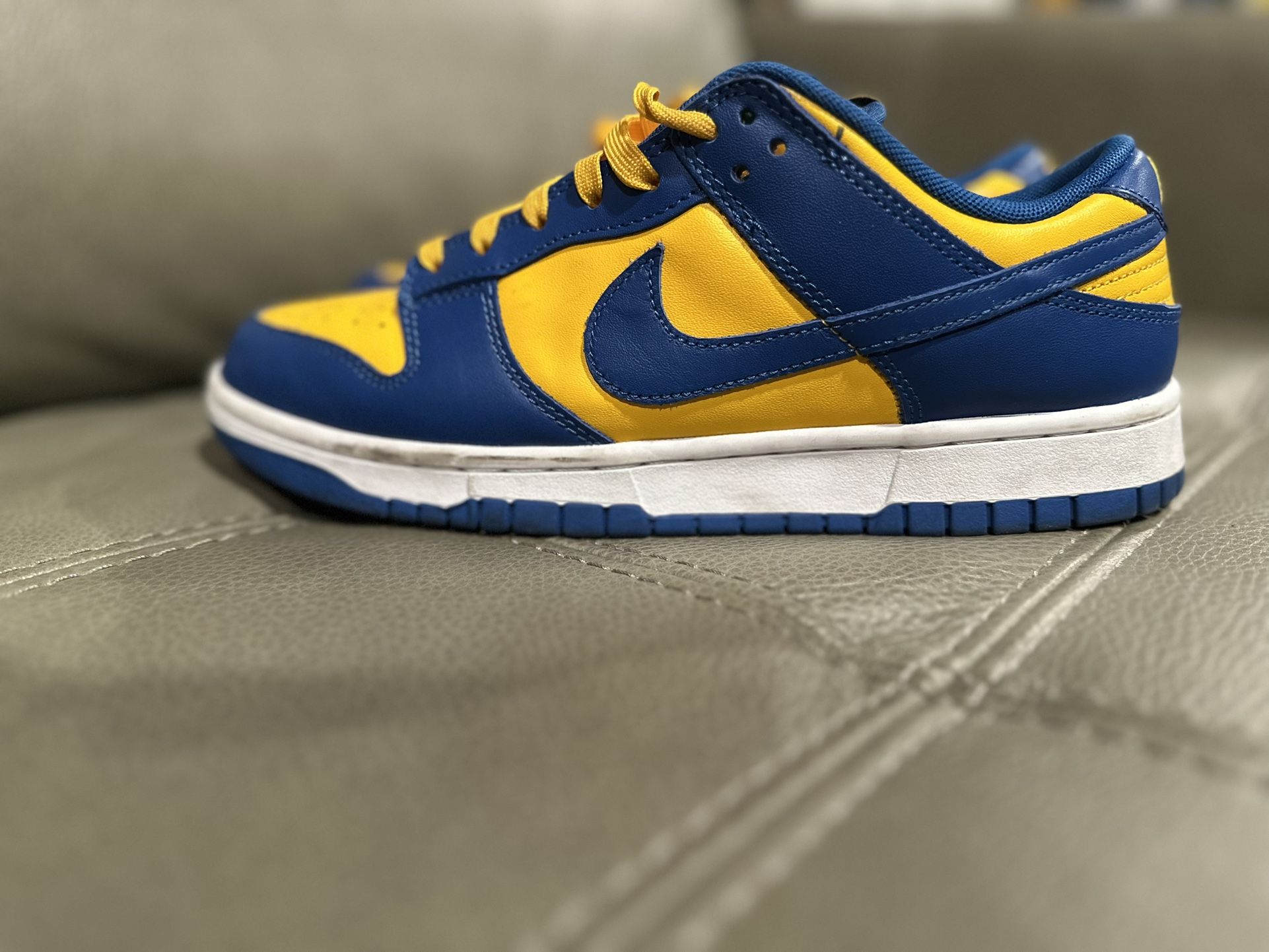 Nike Dunk Low UCLA