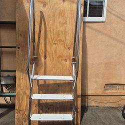 3 Steps STAINLESS BOAT LADDER 