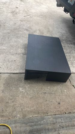 Low coffee table black
