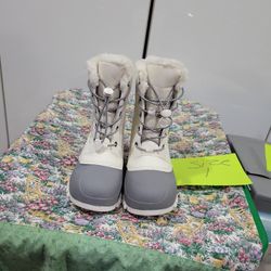 Grils Boots 👢 Size 1.ninas 